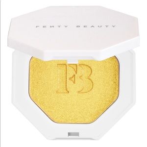 Fenty Beauty- Killawatt Highlighter Trophy Wife
